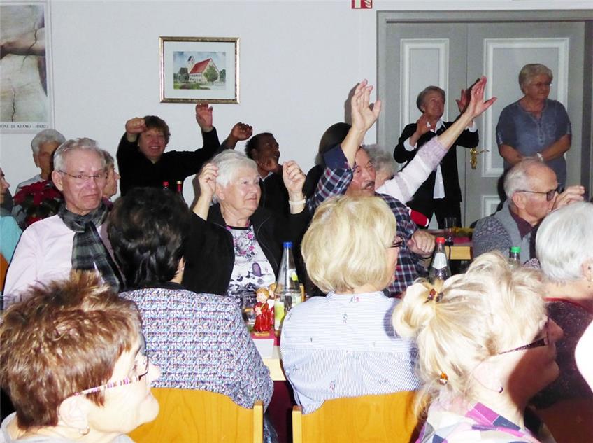 Senioren feiern mit katholischer Kirchengemeinde