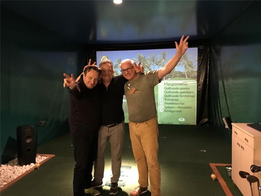 Strahlende Sieger beim Indoor-Golfclub