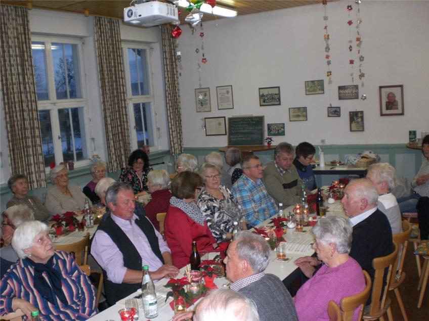 Soziales Netzwerk Ostdorf trifft sich im Advent zum Jahresabschluss