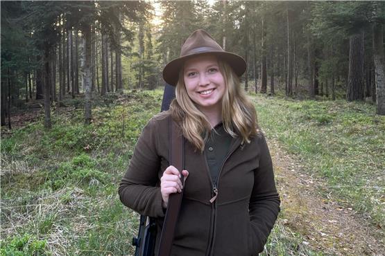 Lena Pfister aus Heiligenzimmern ist 19 Jahre jung und leidenschaftliche Jägerin