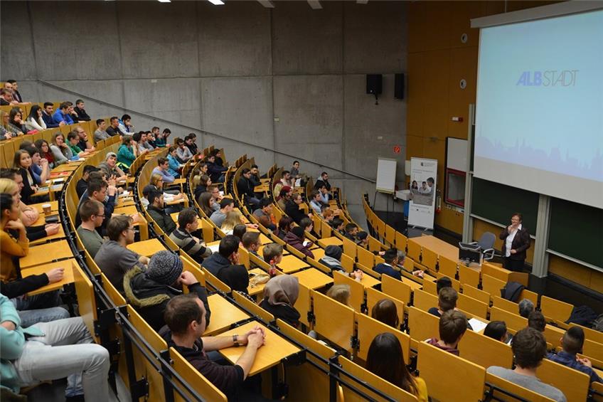 Hochschule Albstadt-Sigmaringen startet mit 376 neuen Studenten ins Sommersemester