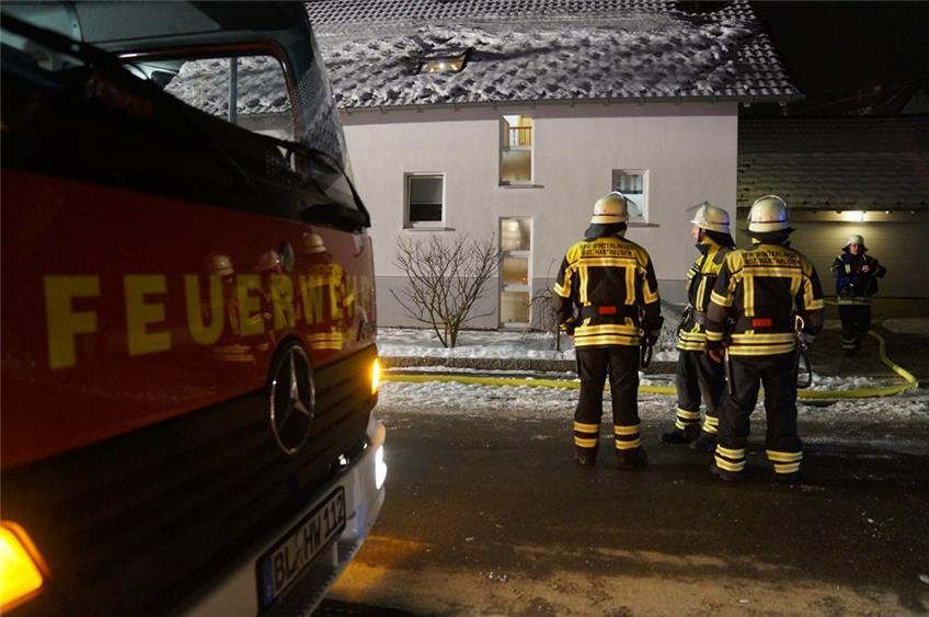 Nach Besprechung: Feuerwehr im Einsatz an der Harthausener Umzugsstrecke